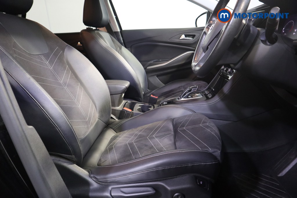 Vauxhall Grandland Ultimate Automatic Diesel SUV - Stock Number (1590335) - 17th supplementary image