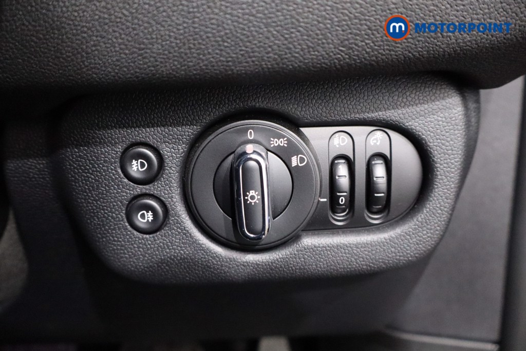 Mini Clubman Cooper S Exclusive Automatic Petrol Estate - Stock Number (1590338) - 21st supplementary image