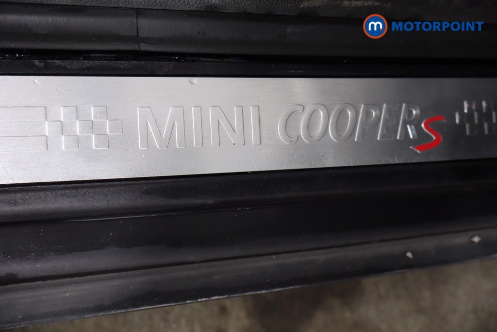 Mini Clubman Cooper S Exclusive Automatic Petrol Estate - Stock Number (1590338) - 24th supplementary image