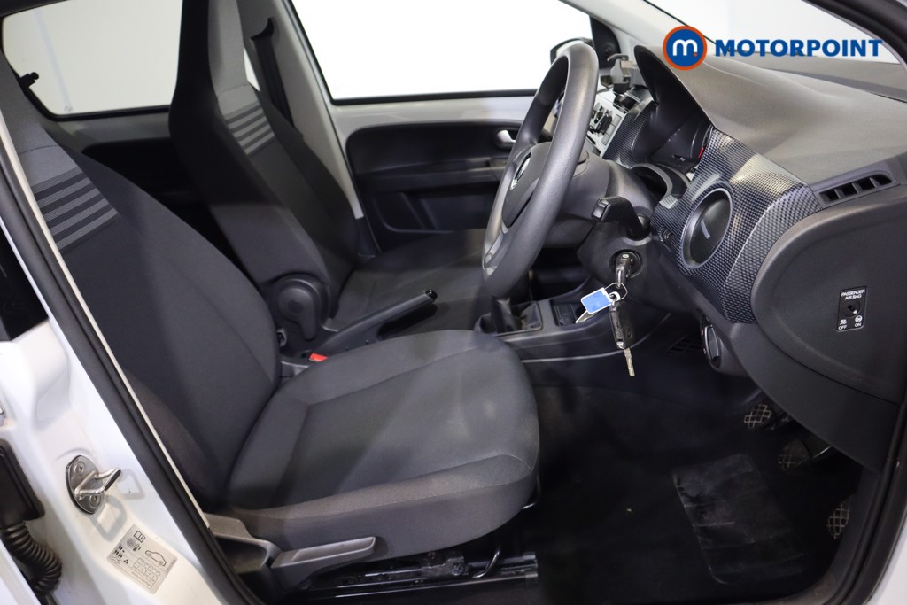 Volkswagen UP Black Edition Manual Petrol Hatchback - Stock Number (1590803) - 6th supplementary image