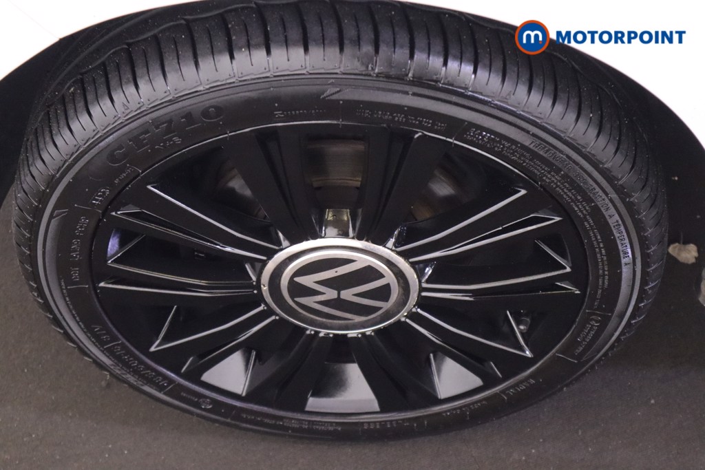 Volkswagen UP Black Edition Manual Petrol Hatchback - Stock Number (1590803) - 10th supplementary image