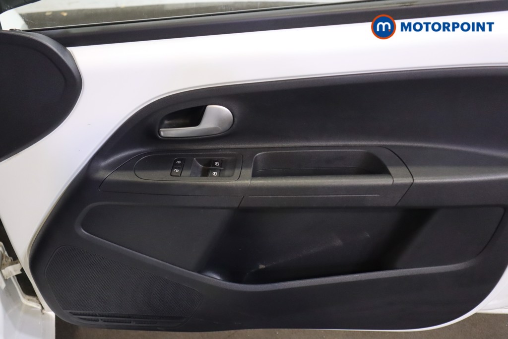 Volkswagen UP Black Edition Manual Petrol Hatchback - Stock Number (1590803) - 13th supplementary image