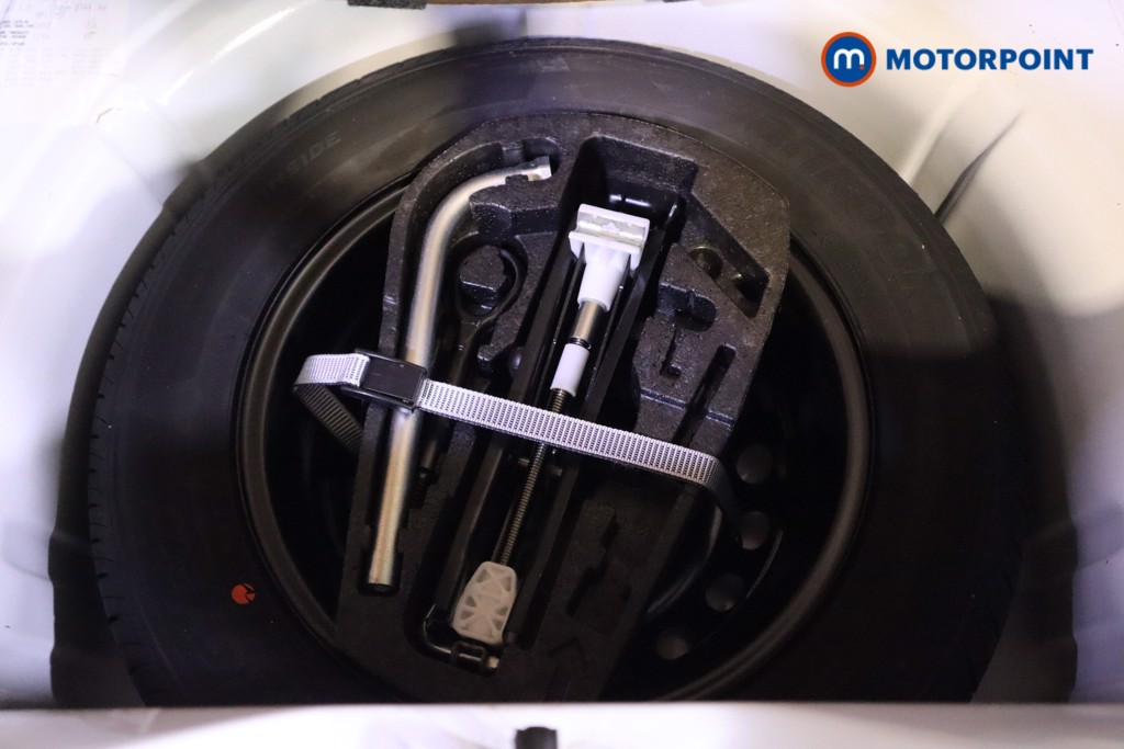 Volkswagen UP Black Edition Manual Petrol Hatchback - Stock Number (1590803) - 23rd supplementary image