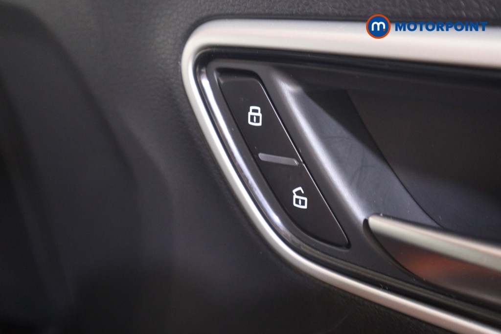 Mg Motor Uk ZS Exclusive Manual Petrol SUV - Stock Number (1590887) - 12th supplementary image