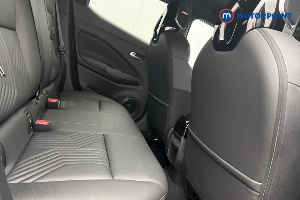 Nissan Juke Tekna Manual Petrol SUV - Stock Number (1591058) - 9th supplementary image