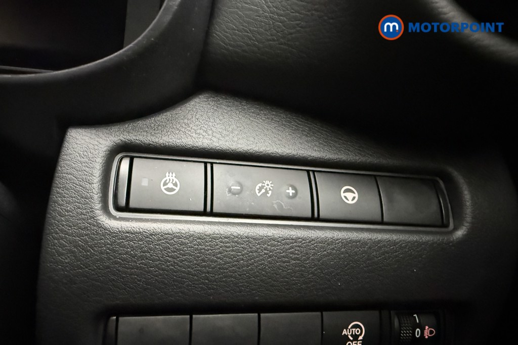 Nissan Juke Tekna Manual Petrol SUV - Stock Number (1591058) - 17th supplementary image