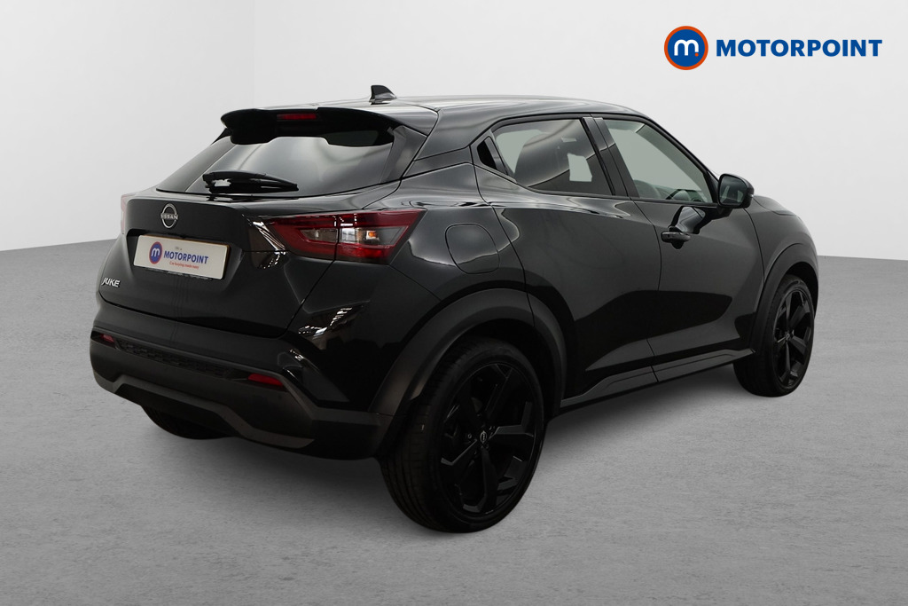 Nissan Juke Tekna Manual Petrol SUV - Stock Number (1591058) - Drivers side rear corner