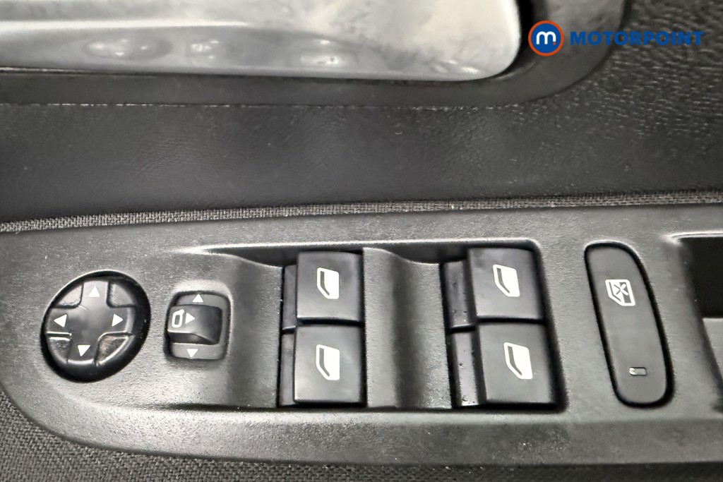 Peugeot 208 Active Premium Manual Petrol Hatchback - Stock Number (1591127) - 18th supplementary image