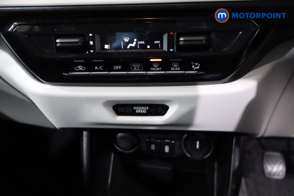 Suzuki Swift Motion Manual Petrol Hatchback - Stock Number (1591150) - 19th supplementary image