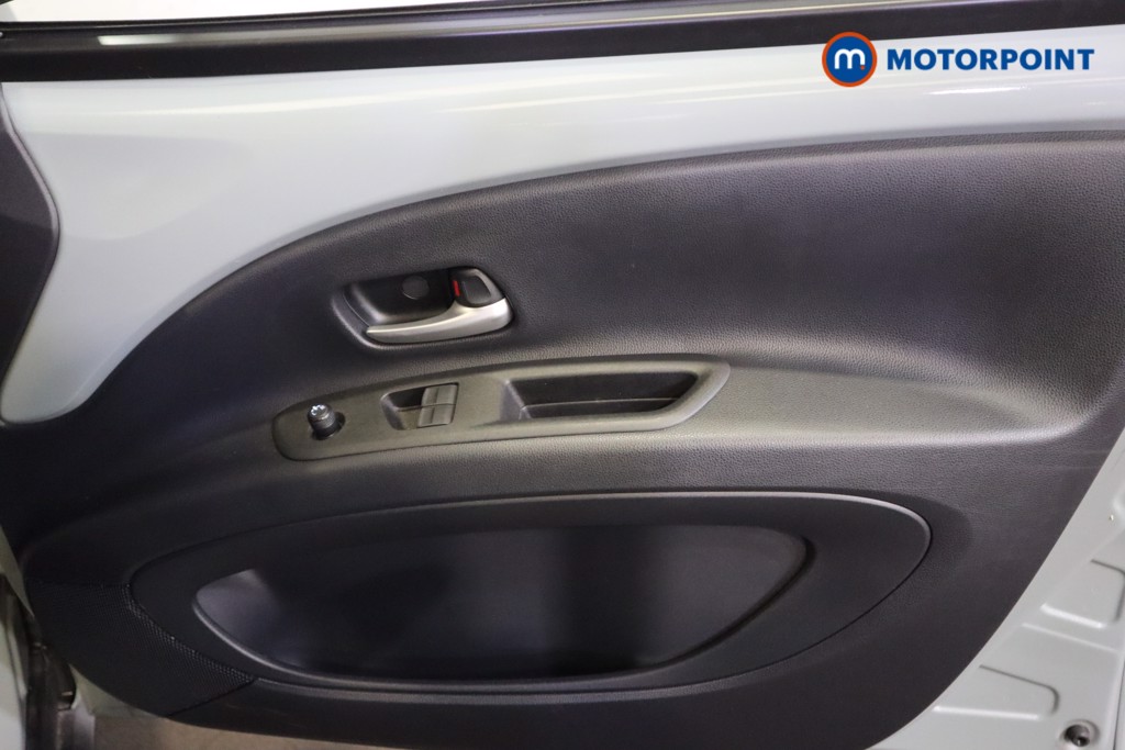 Toyota Aygo X Edge Manual Petrol Hatchback - Stock Number (1591161) - 13th supplementary image