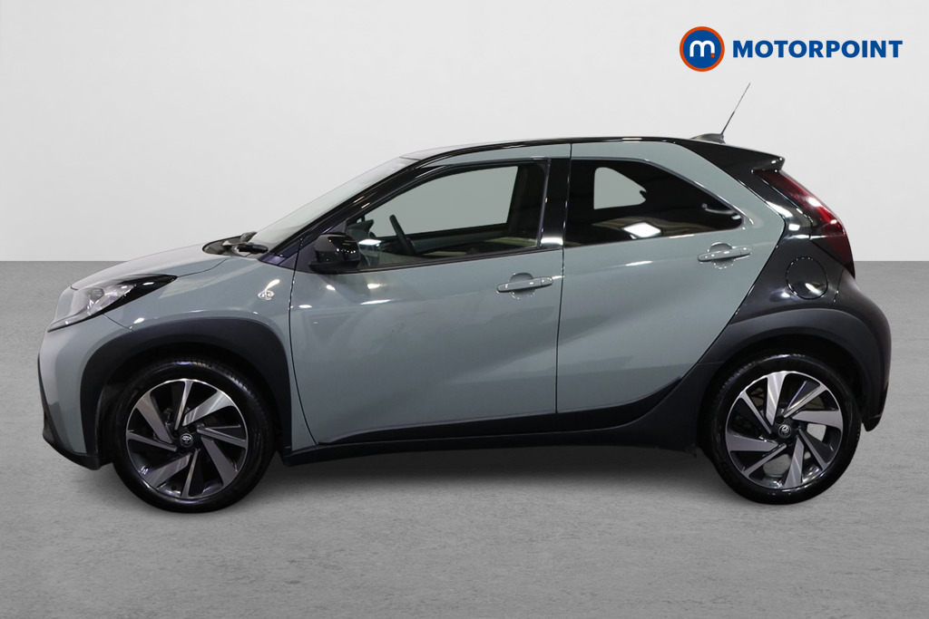 Toyota Aygo X Edge Manual Petrol Hatchback - Stock Number (1591161) - Passenger side