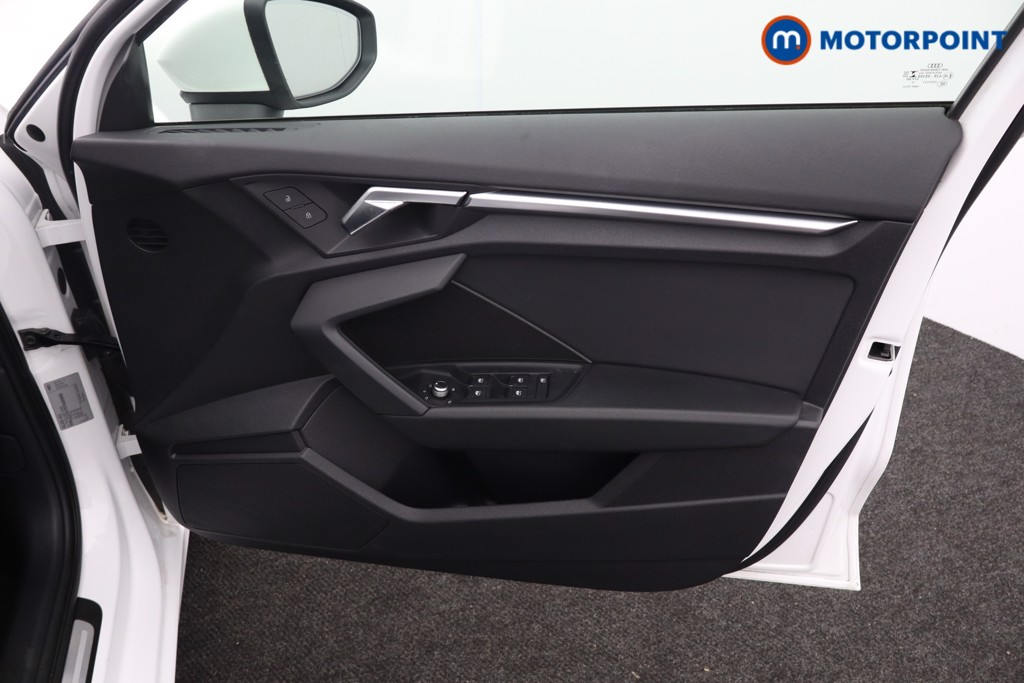 Audi A3 Sport Manual Petrol Hatchback - Stock Number (1591205) - 16th supplementary image