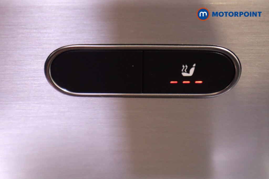 Mercedes-Benz A Class Amg Line Premium Edition Automatic Petrol Plug-In Hybrid Saloon - Stock Number (1591266) - 17th supplementary image