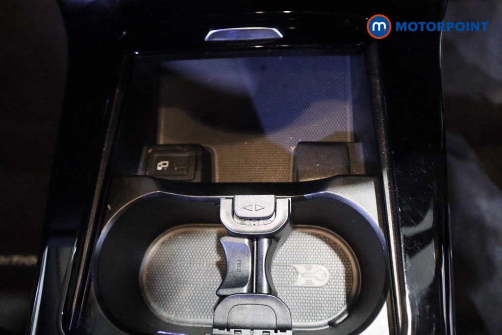 Mercedes-Benz A Class Amg Line Premium Edition Automatic Petrol Plug-In Hybrid Saloon - Stock Number (1591266) - 25th supplementary image