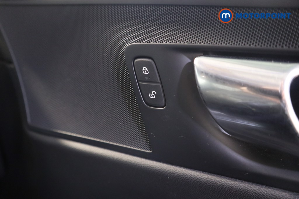 Volvo Xc60 R Design Automatic Diesel SUV - Stock Number (1591274) - 11th supplementary image