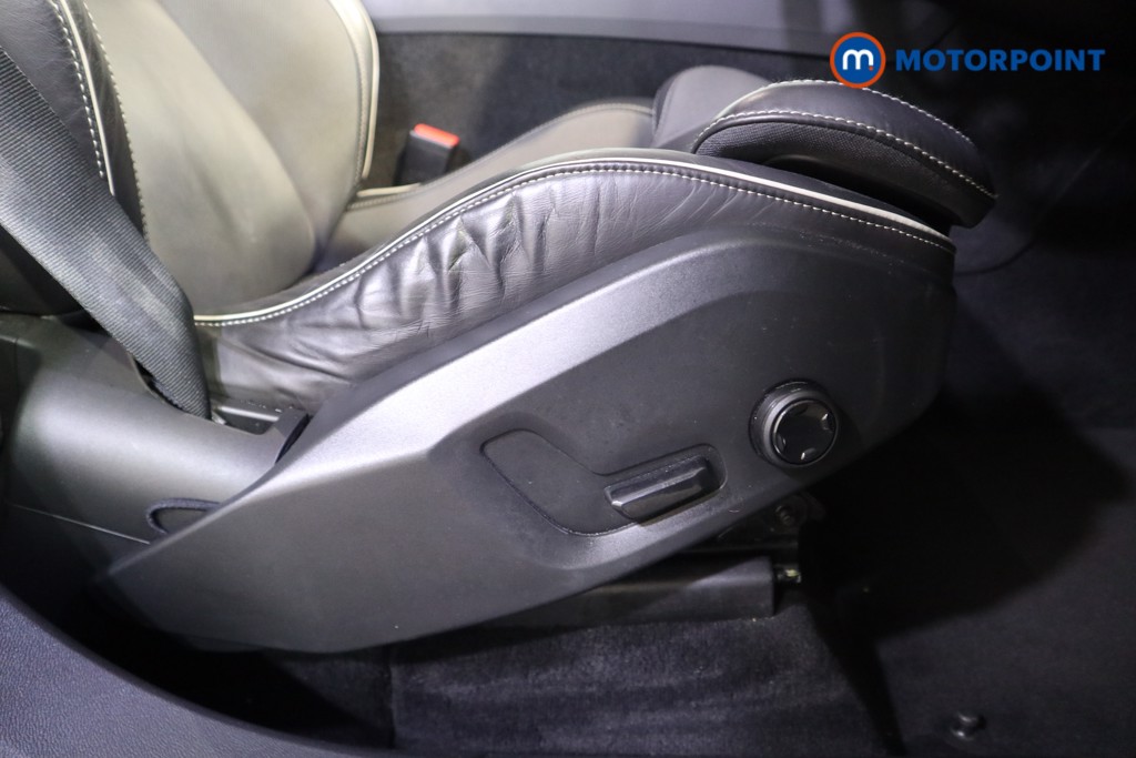 Volvo Xc60 R Design Automatic Diesel SUV - Stock Number (1591274) - 13th supplementary image