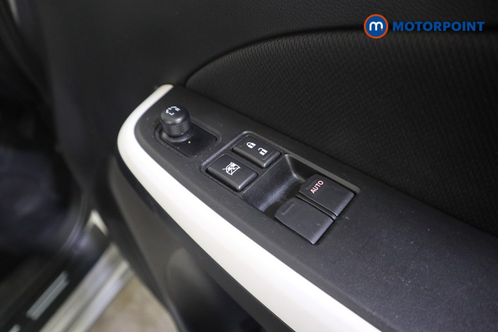Suzuki Swift Sz-L Manual Petrol Hatchback - Stock Number (1591324) - 11th supplementary image