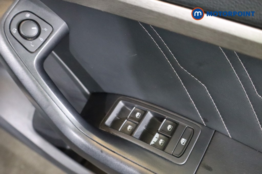 Seat Ateca Xperience Automatic Petrol SUV - Stock Number (1591373) - 10th supplementary image