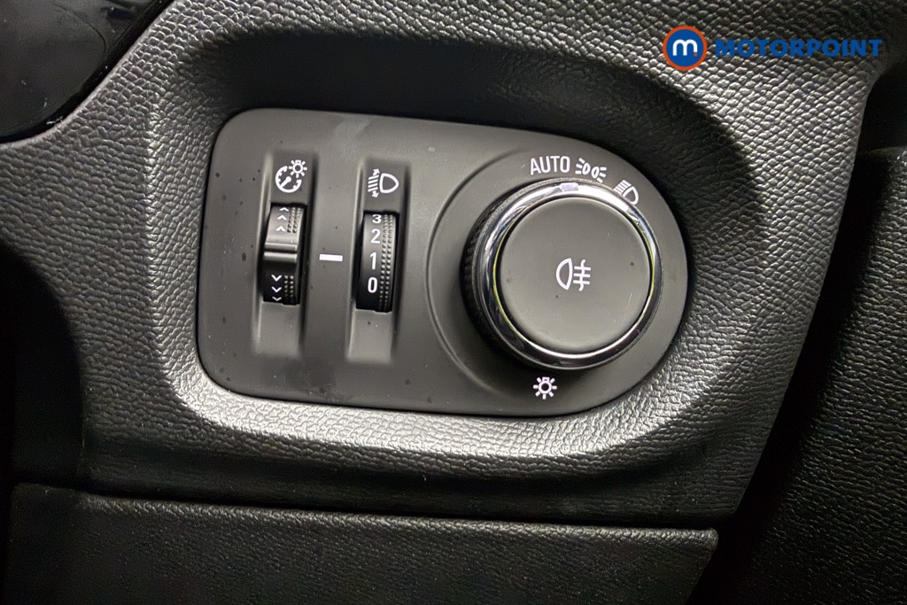 Vauxhall Corsa Design Manual Petrol Hatchback - Stock Number (1591394) - 15th supplementary image