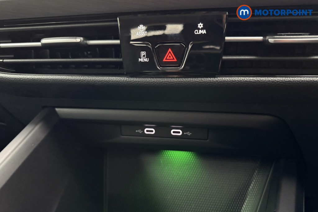 Volkswagen Golf Style Manual Petrol Hatchback - Stock Number (1591467) - 15th supplementary image