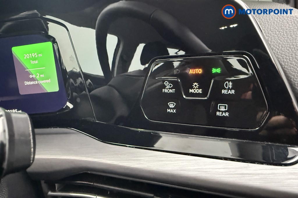 Volkswagen Golf Style Manual Petrol Hatchback - Stock Number (1591467) - 20th supplementary image