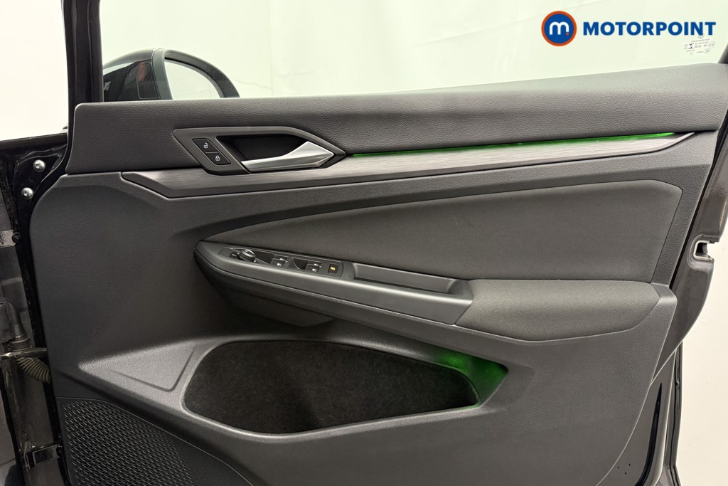 Volkswagen Golf Style Manual Petrol Hatchback - Stock Number (1591467) - 21st supplementary image