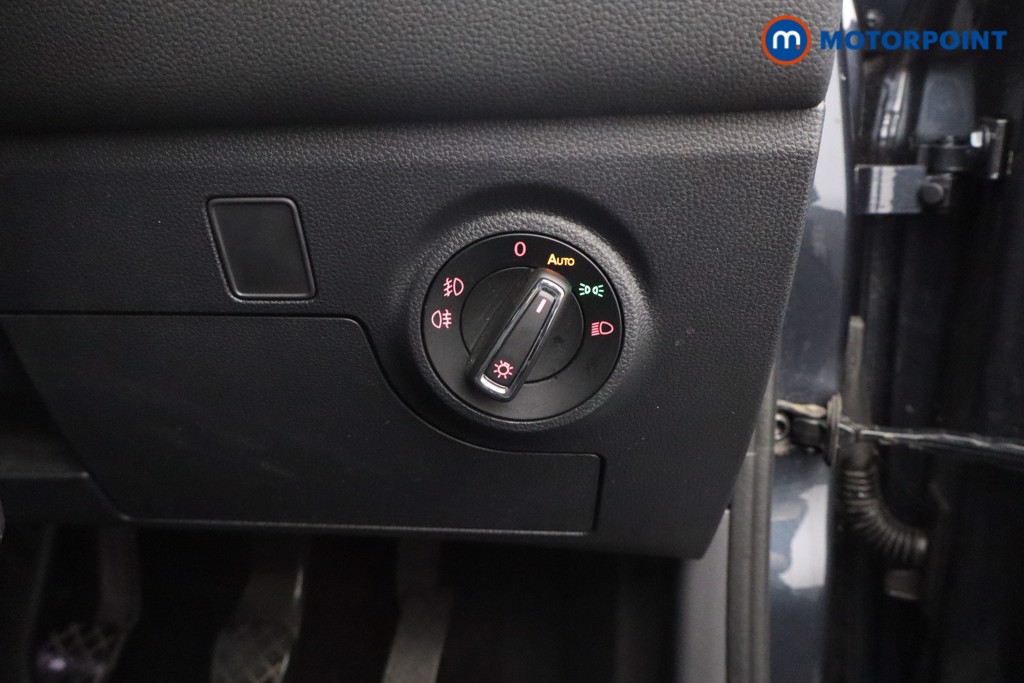 Seat Arona FR Manual Petrol SUV - Stock Number (1591528) - 10th supplementary image