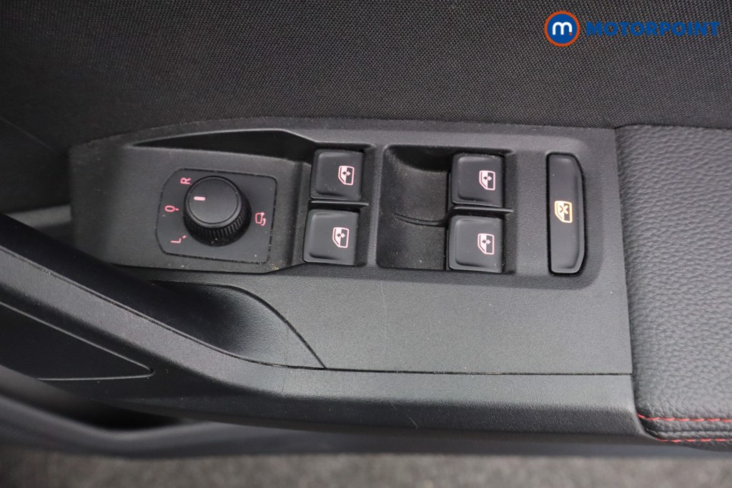 Seat Arona FR Manual Petrol SUV - Stock Number (1591528) - 13th supplementary image