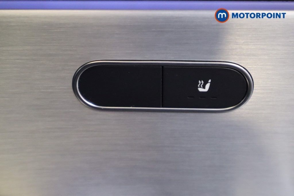 Mercedes-Benz A Class Amg Line Automatic Petrol Plug-In Hybrid Hatchback - Stock Number (1591564) - 12th supplementary image