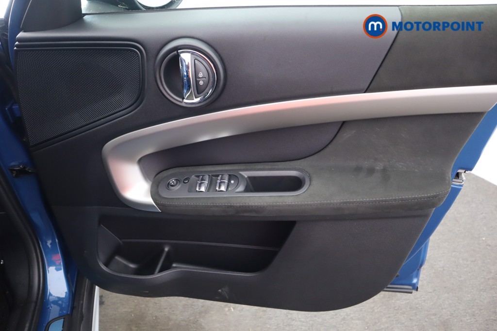 Mini Countryman Cooper Exclusive Automatic Petrol SUV - Stock Number (1591643) - 18th supplementary image