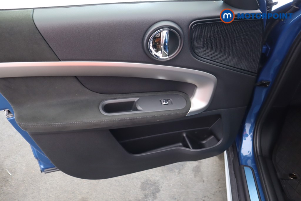 Mini Countryman Cooper Exclusive Automatic Petrol SUV - Stock Number (1591643) - 32nd supplementary image