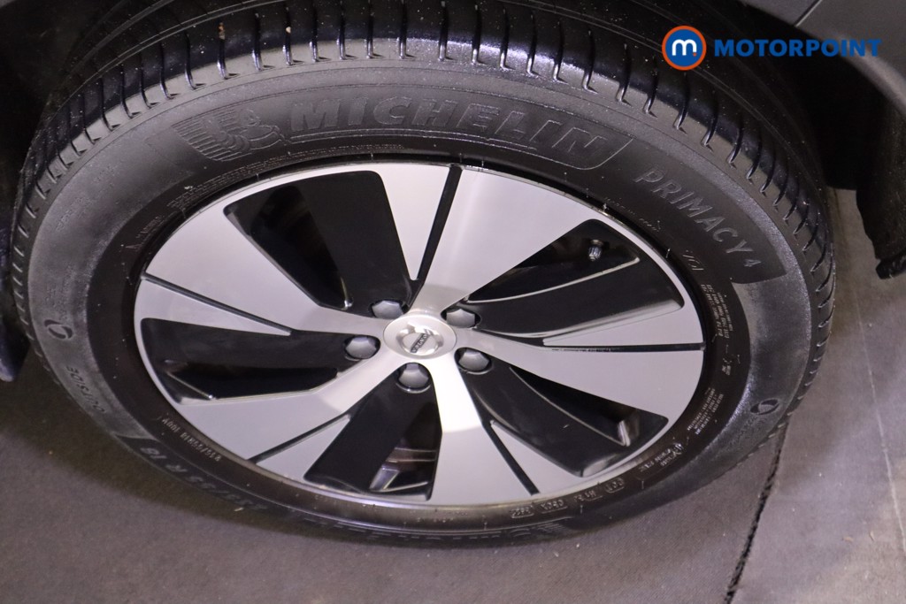 Volvo Xc40 Plus Automatic Petrol Plug-In Hybrid SUV - Stock Number (1591828) - 9th supplementary image