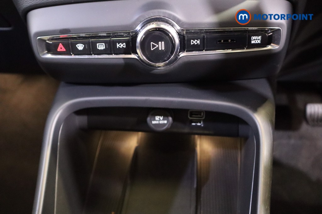 Volvo Xc40 Plus Automatic Petrol Plug-In Hybrid SUV - Stock Number (1591828) - 22nd supplementary image