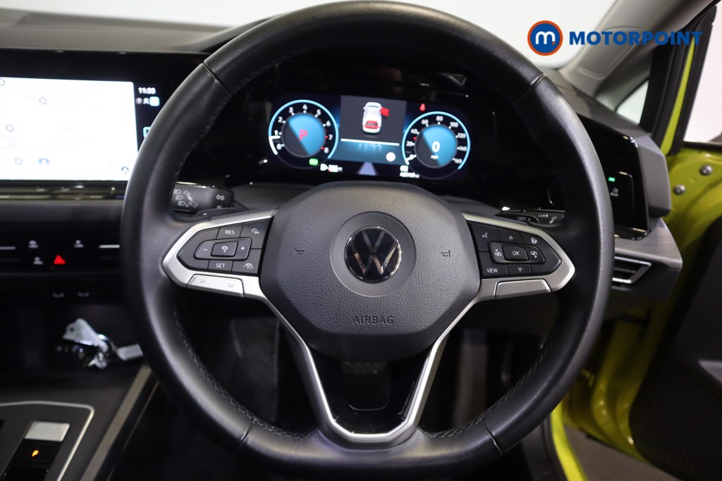 Volkswagen Golf Style Automatic Petrol Hatchback - Stock Number (1591938) - 3rd supplementary image