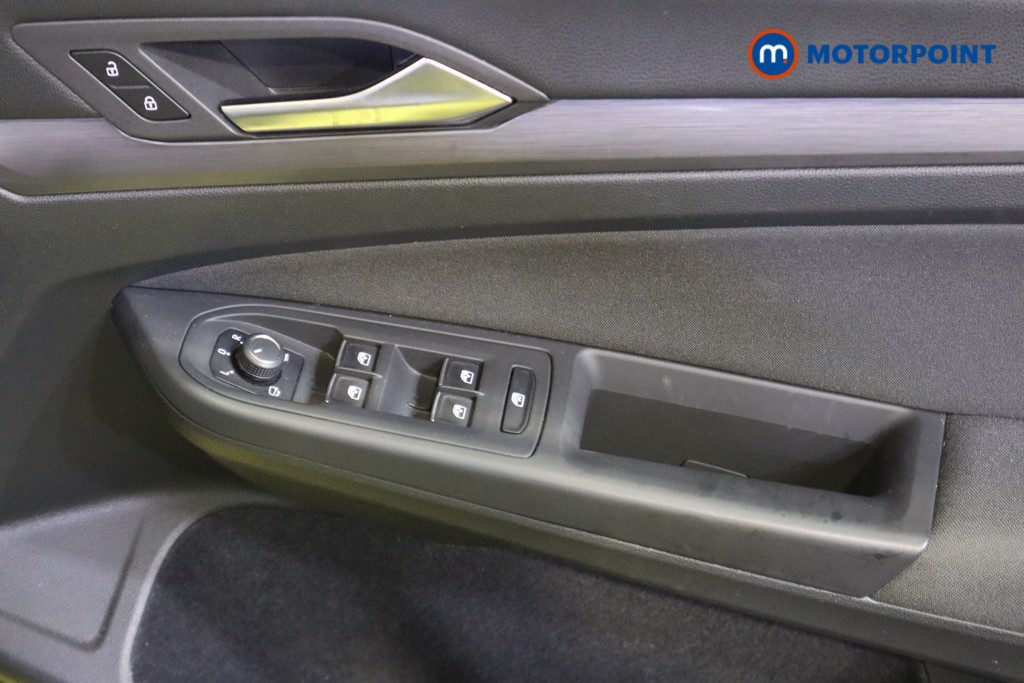 Volkswagen Golf Style Automatic Petrol Hatchback - Stock Number (1591938) - 14th supplementary image