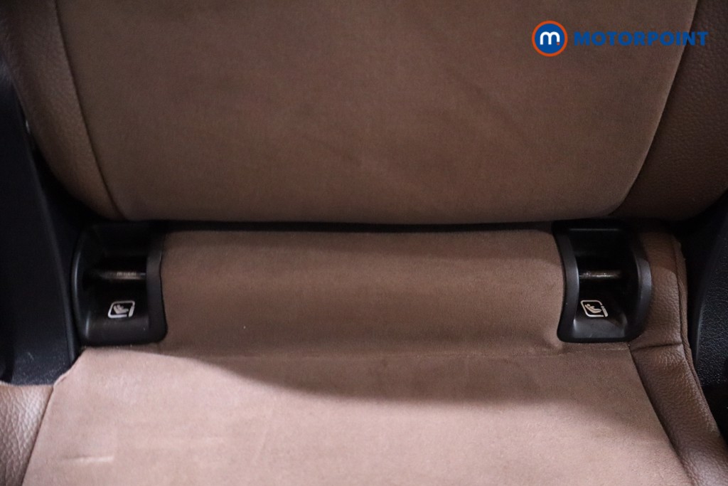 Mercedes-Benz GLB Exclusive Launch Edition Automatic Petrol SUV - Stock Number (1591983) - 27th supplementary image