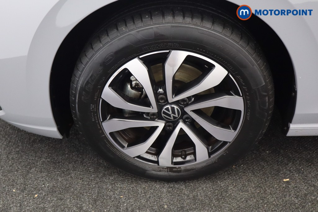 Volkswagen Golf Active Manual Petrol Hatchback - Stock Number (1592027) - 20th supplementary image