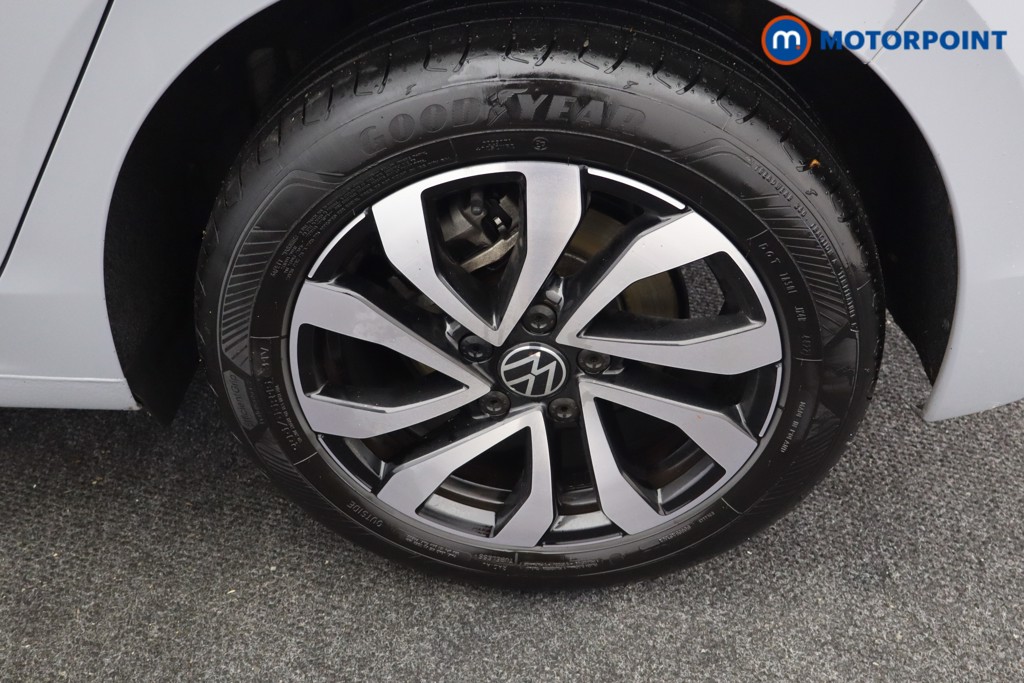 Volkswagen Golf Active Manual Petrol Hatchback - Stock Number (1592027) - 21st supplementary image