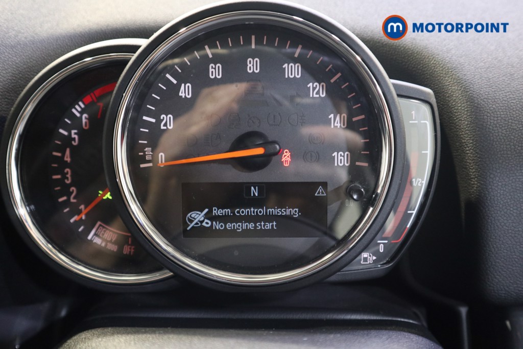 Mini Countryman Cooper Classic Manual Petrol SUV - Stock Number (1592075) - 5th supplementary image