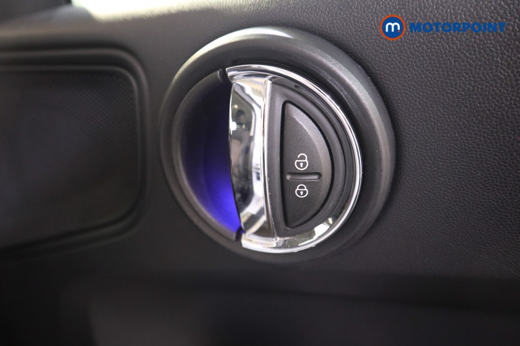 Mini Countryman Cooper Classic Manual Petrol SUV - Stock Number (1592075) - 12th supplementary image