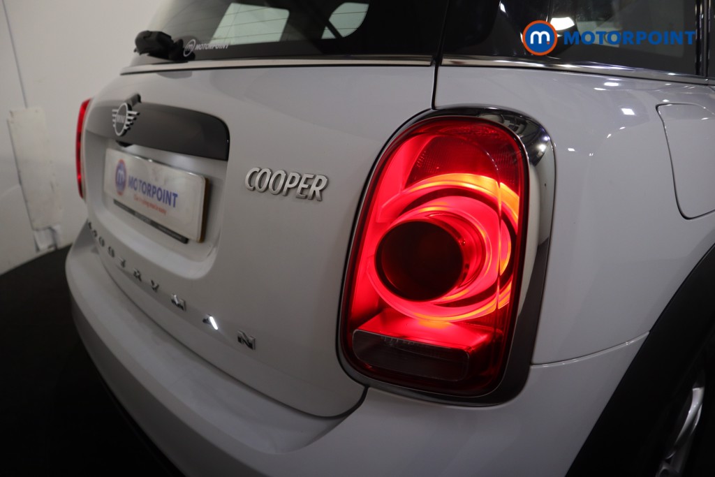 Mini Countryman Cooper Classic Manual Petrol SUV - Stock Number (1592075) - 27th supplementary image