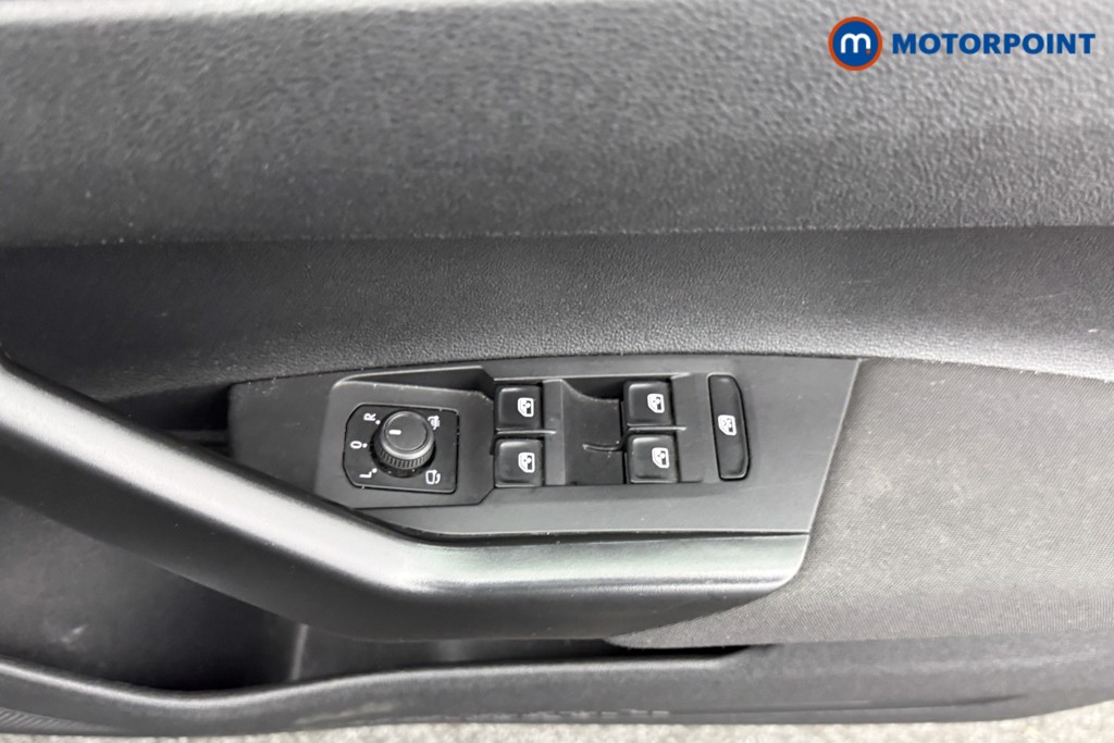 Volkswagen Taigo Life Manual Petrol SUV - Stock Number (1592100) - 15th supplementary image