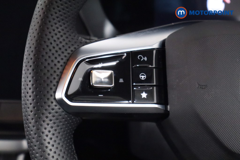 Mg Motor Uk ZS Trophy Automatic Petrol-Electric Hybrid SUV - Stock Number (1592193) - 7th supplementary image