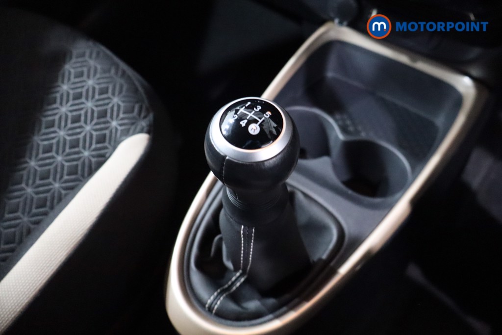 Toyota Aygo X Edge Manual Petrol Hatchback - Stock Number (1592349) - 14th supplementary image