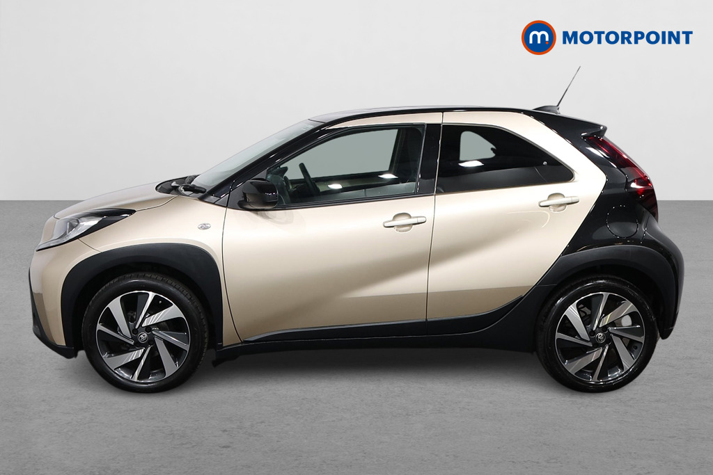 Toyota Aygo X Edge Manual Petrol Hatchback - Stock Number (1592349) - Passenger side
