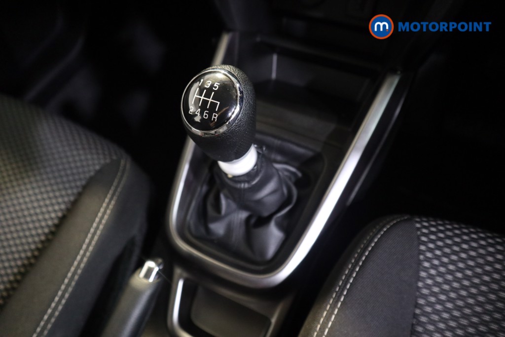 Suzuki Vitara SZ4 Manual Petrol SUV - Stock Number (1592400) - 8th supplementary image