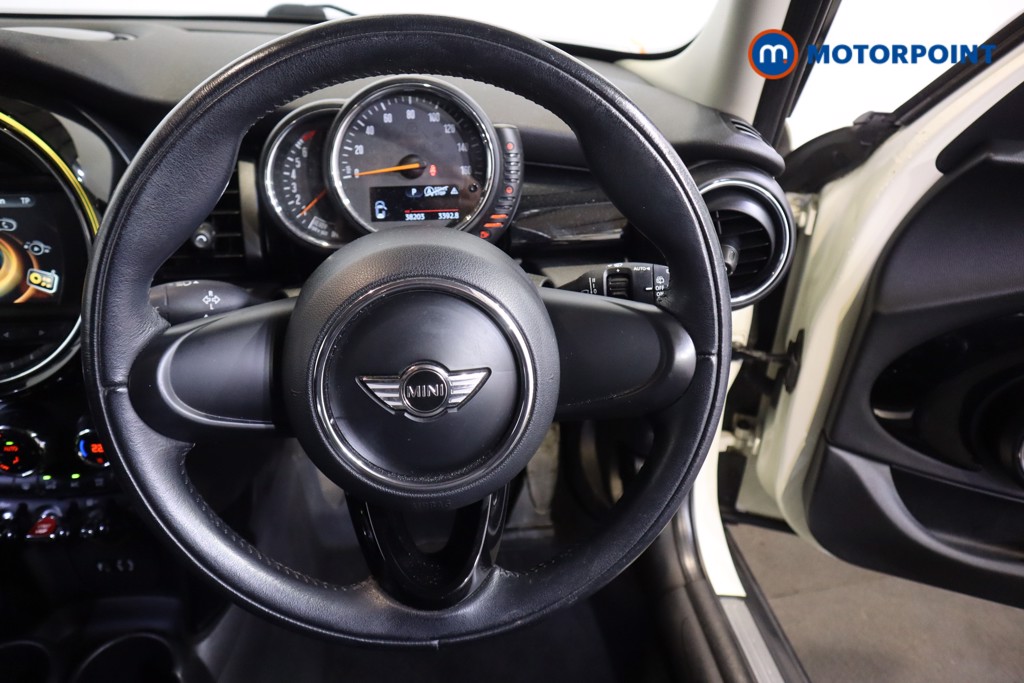 Mini Hatchback Cooper Automatic Petrol Hatchback - Stock Number (1592405) - 3rd supplementary image