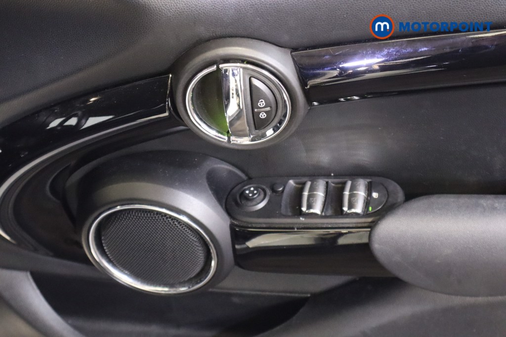 Mini Hatchback Cooper Automatic Petrol Hatchback - Stock Number (1592405) - 14th supplementary image