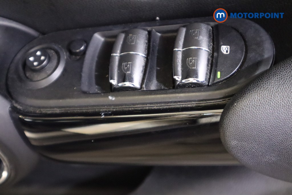 Mini Hatchback Cooper Automatic Petrol Hatchback - Stock Number (1592405) - 15th supplementary image