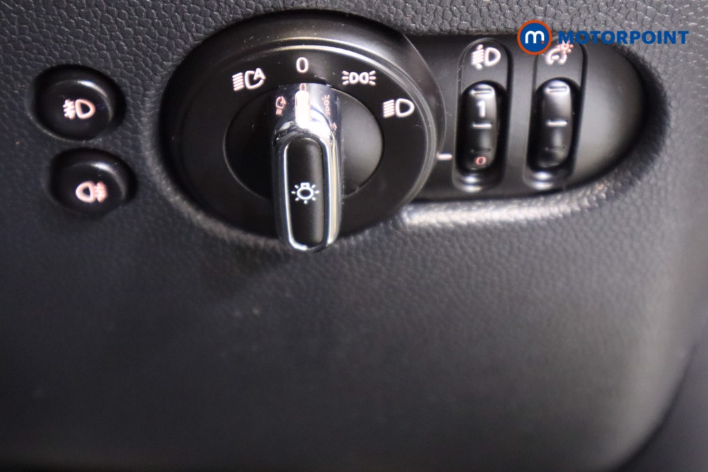 Mini Hatchback Cooper Automatic Petrol Hatchback - Stock Number (1592405) - 16th supplementary image